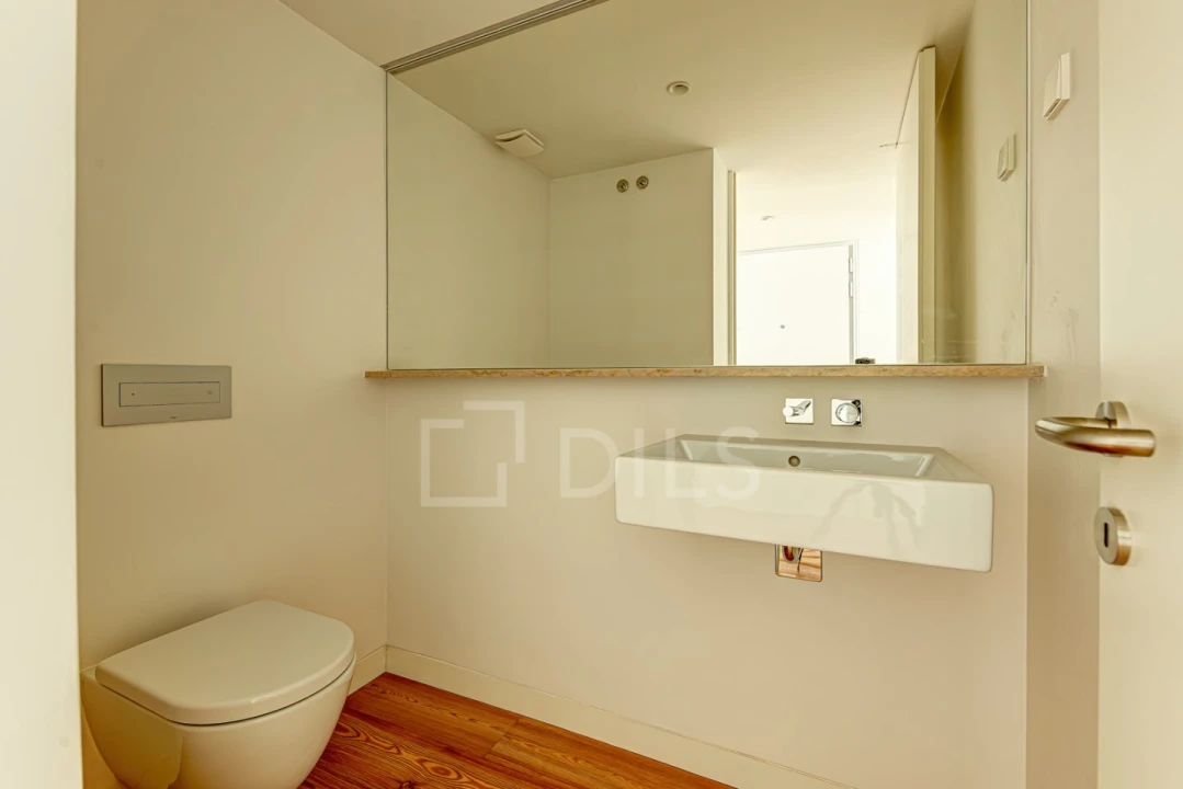 Apartamento T2 para Arrendamento em São Vicente Foto 20