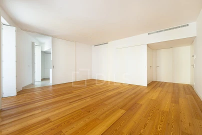 Apartamento T2 para Arrendamento em São Vicente