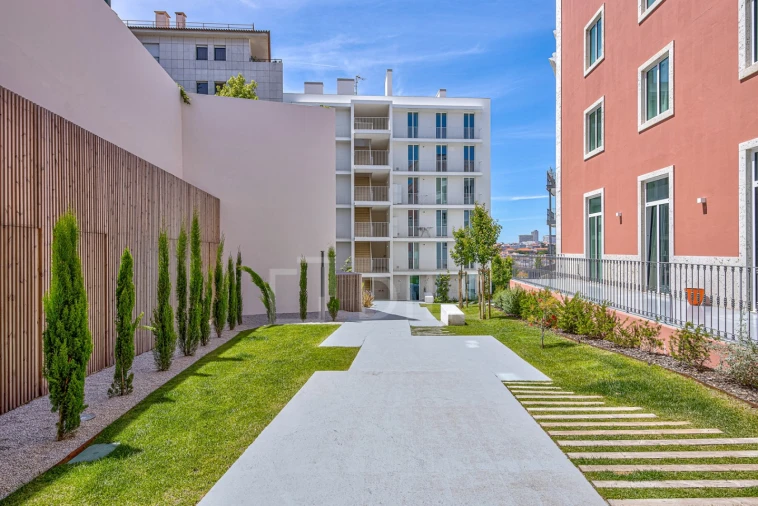 Apartamento T2 para Arrendamento em São Vicente Foto 2