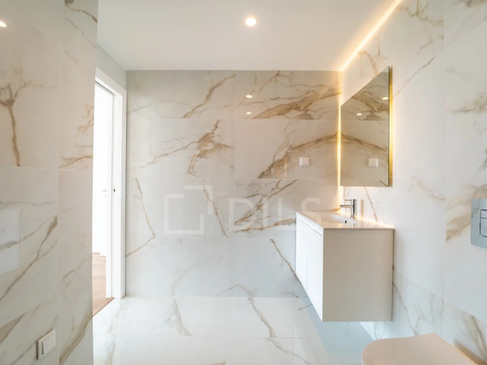 Apartamento T2 para Venda em Bonfim Foto 33