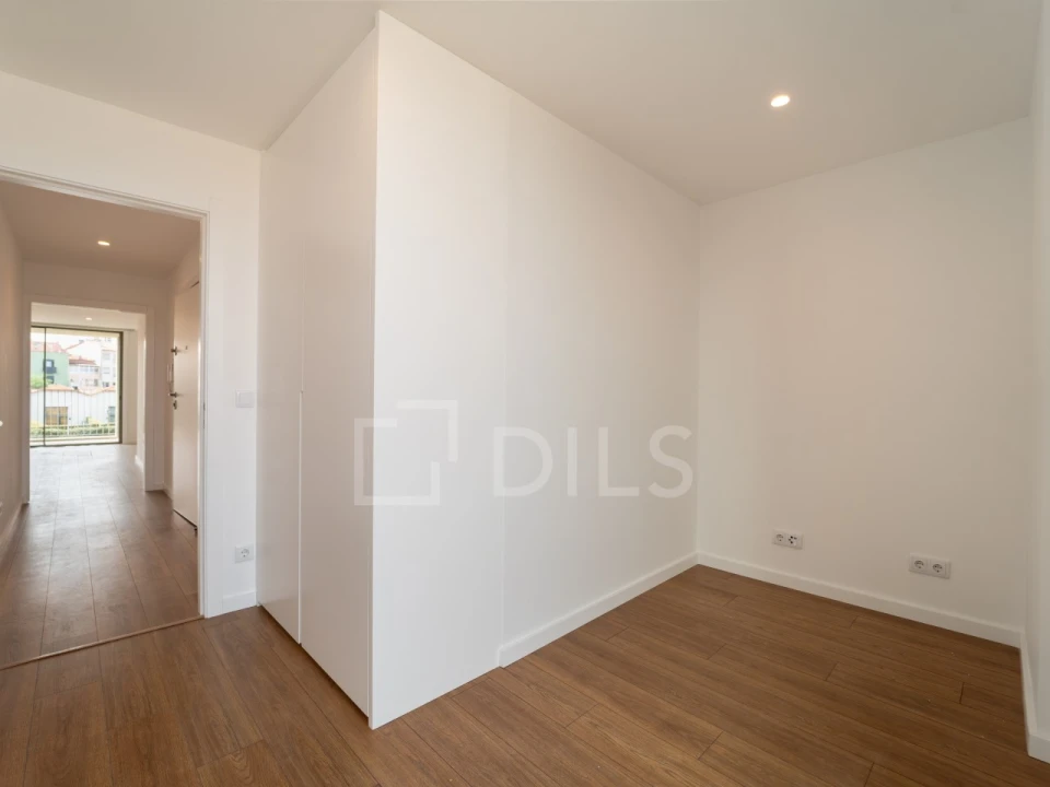 Apartamento T2 para Venda em Bonfim Foto 28