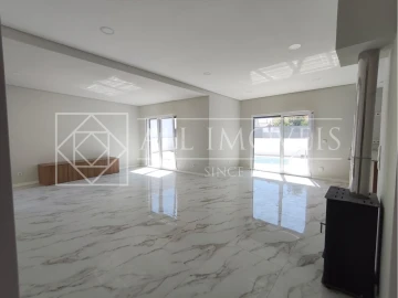 Moradia T5 para Venda em Azeitão (São Lourenço e São Simão)