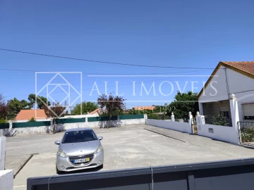 Moradia T5 para Venda em Azeitão (São Lourenço e São Simão)