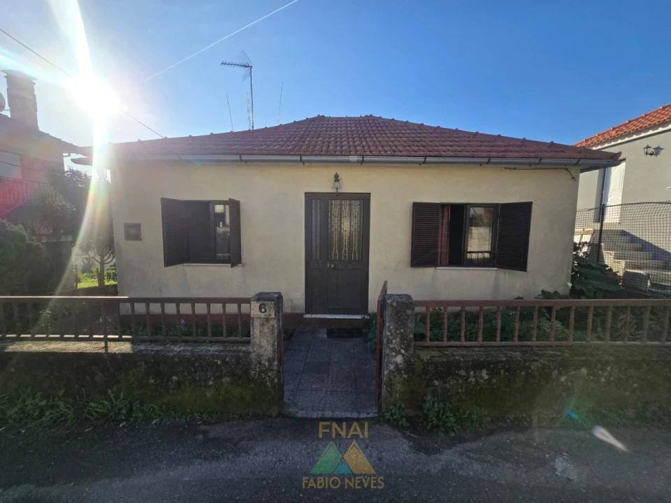 Moradia T2 para Venda em Távora (Santa Maria e São Vicente) Foto 1