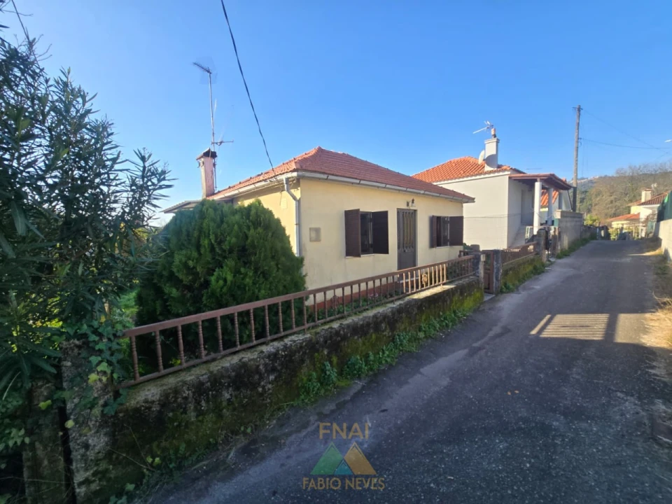 Moradia T2 para Venda em Távora (Santa Maria e São Vicente) Foto 2
