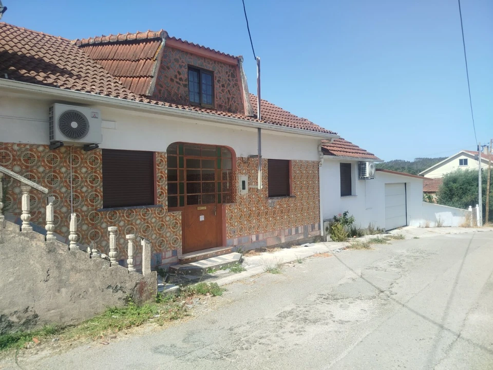 Moradia T2 para Venda em Vermoil Foto 1