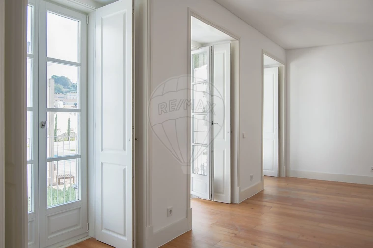 Apartamento T2 para Venda em São Vicente Foto 5
