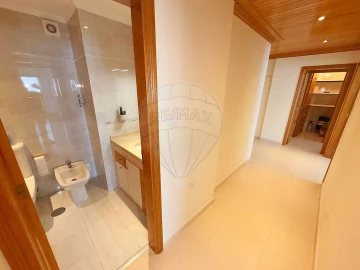 Apartamento T1 para Venda em Mina de Água