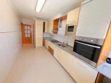 Apartamento T1 para Venda em Mina de Água