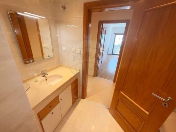 Apartamento T1 para Venda em Mina de Água
