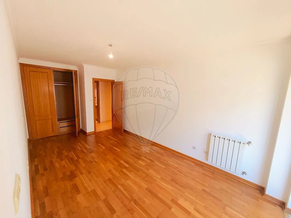 Apartamento T1 para Venda em Mina de Água Foto 18