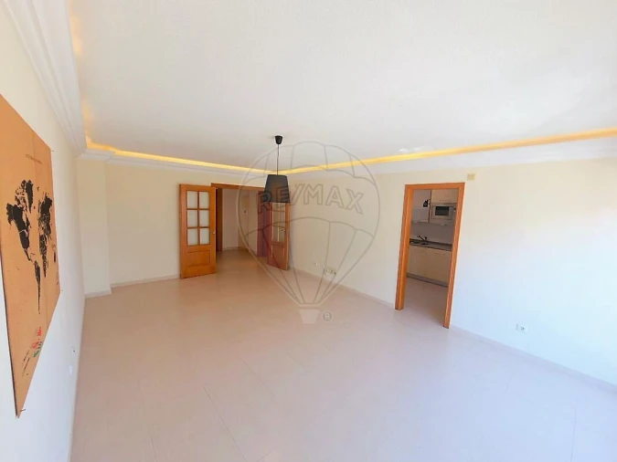 Apartamento T1 para Venda em Mina de Água Foto 11