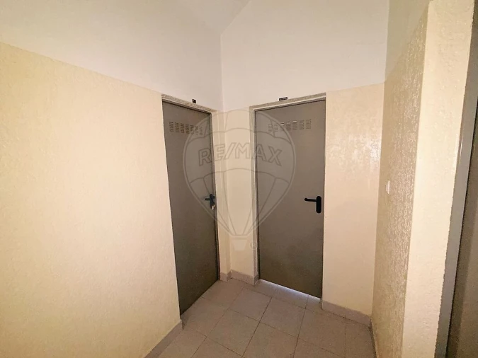 Apartamento T1 para Venda em Mina de Água Foto 22