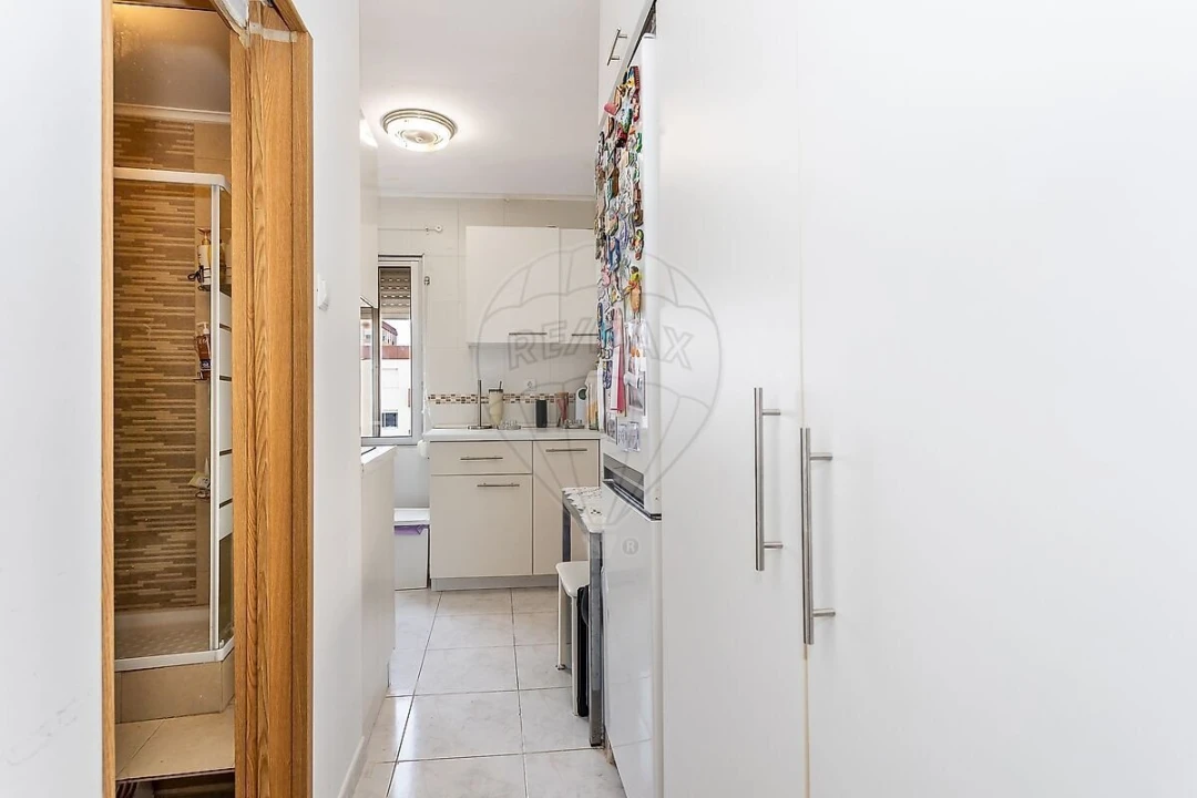 Apartamento T4 para Venda em Vialonga Foto 2
