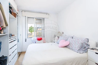 Apartamento T4 para Venda em Vialonga