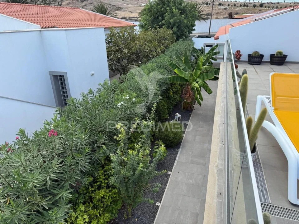 Moradia T3 para Venda em Porto Santo Foto 23