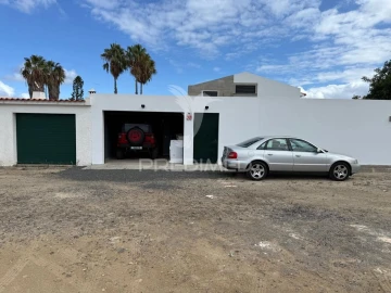 Moradia T3 para Venda em Porto Santo