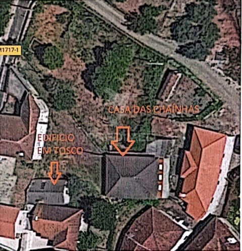 Moradia T4 para Venda em Pedraça