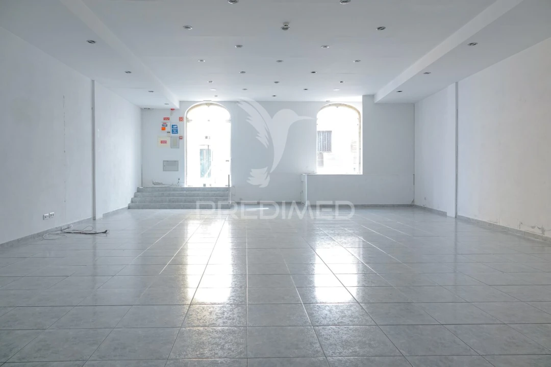 Loja para Arrendamento em Abrantes (São Vicente e São João) e Alferrarede Foto 4
