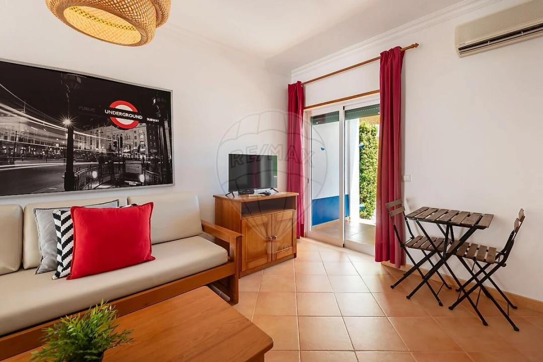 Apartamento T0 para Venda em Luz Foto 10