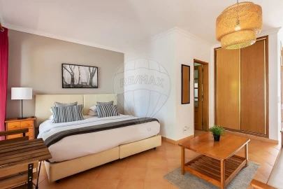 Apartamento T0 para Venda em Luz
