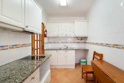 Apartamento T0 para Venda em Luz