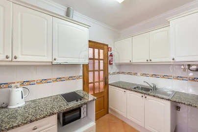 Apartamento T0 para Venda em Luz
