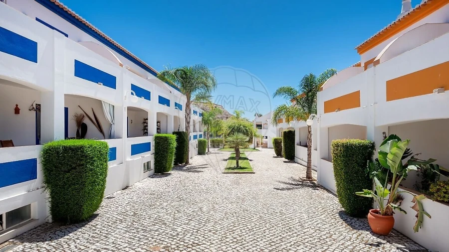 Apartamento T0 para Venda em Luz