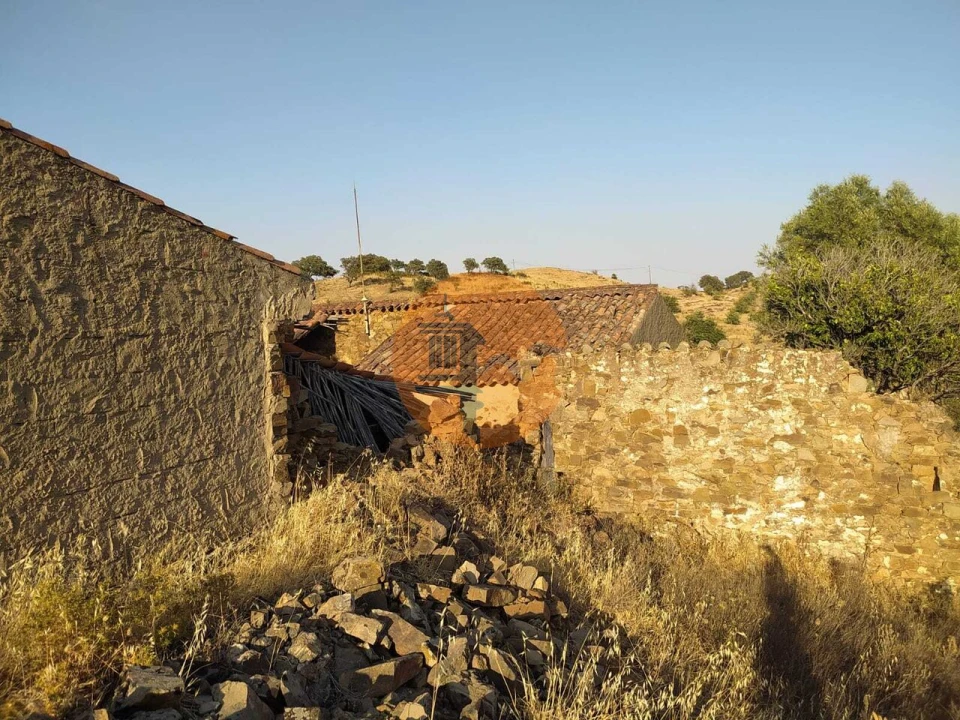 Moradia T2 para Venda em Azinhal Foto 15
