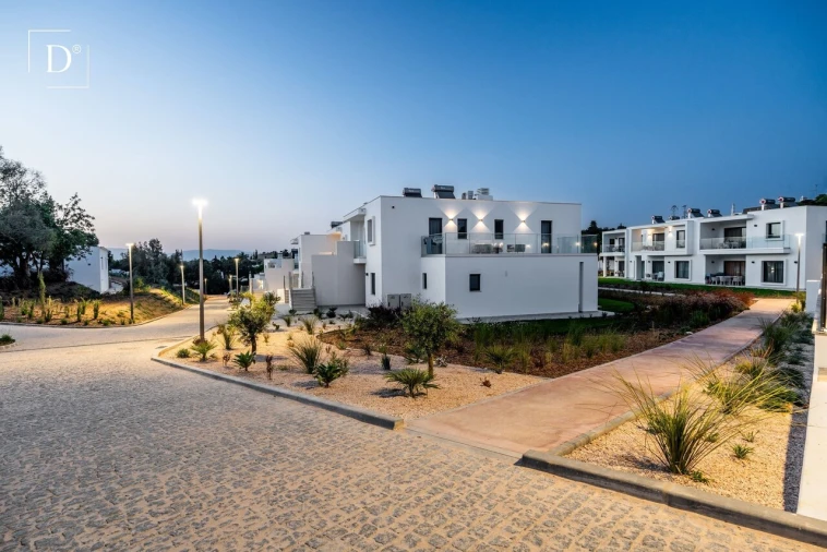 Apartamento T2 para Venda em Lagoa e Carvoeiro Foto 48