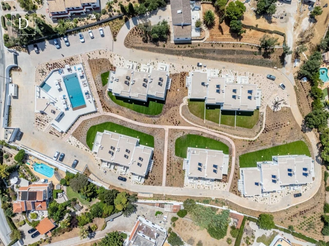 Prédio para Venda em Lagoa e Carvoeiro Foto 5