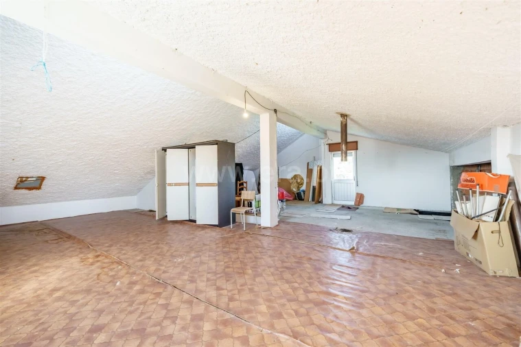 Apartamento T3 para Venda em Teixoso e Sarzedo Foto 16