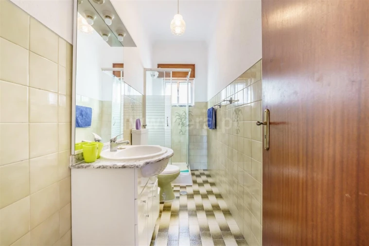 Apartamento T3 para Venda em Teixoso e Sarzedo Foto 7