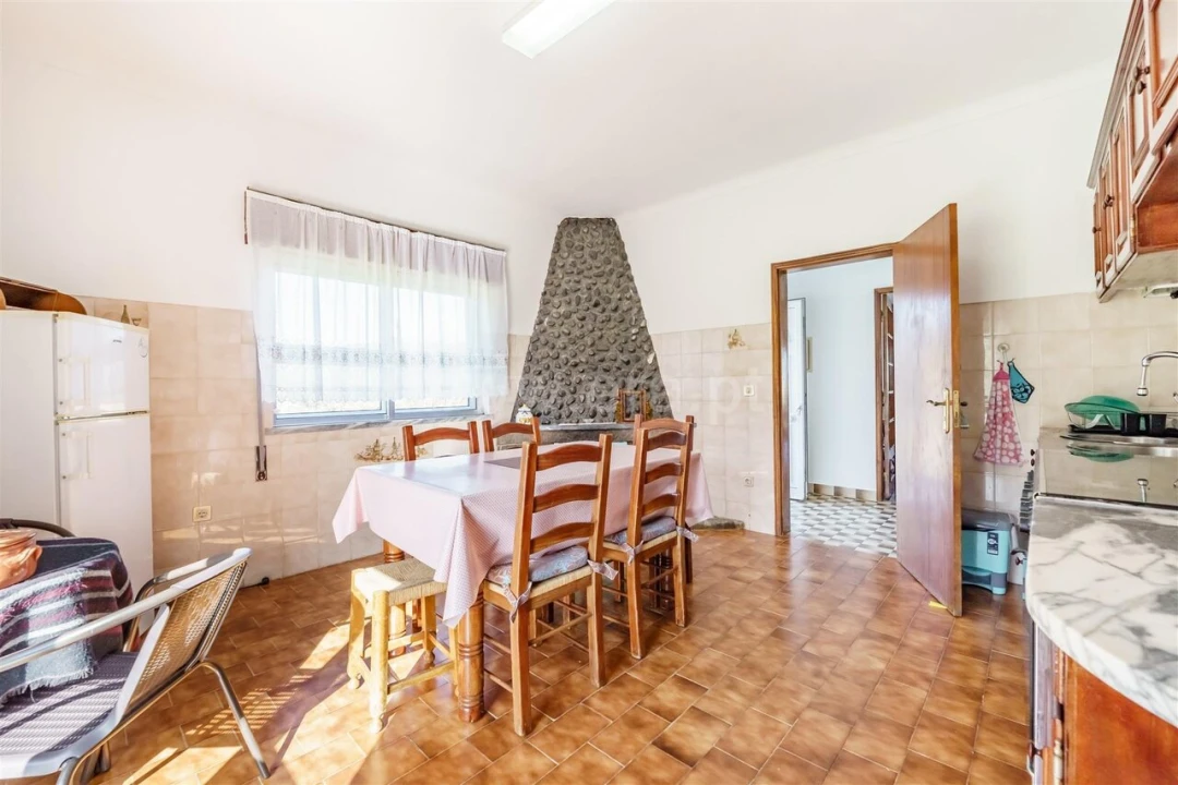 Apartamento T3 para Venda em Teixoso e Sarzedo Foto 11