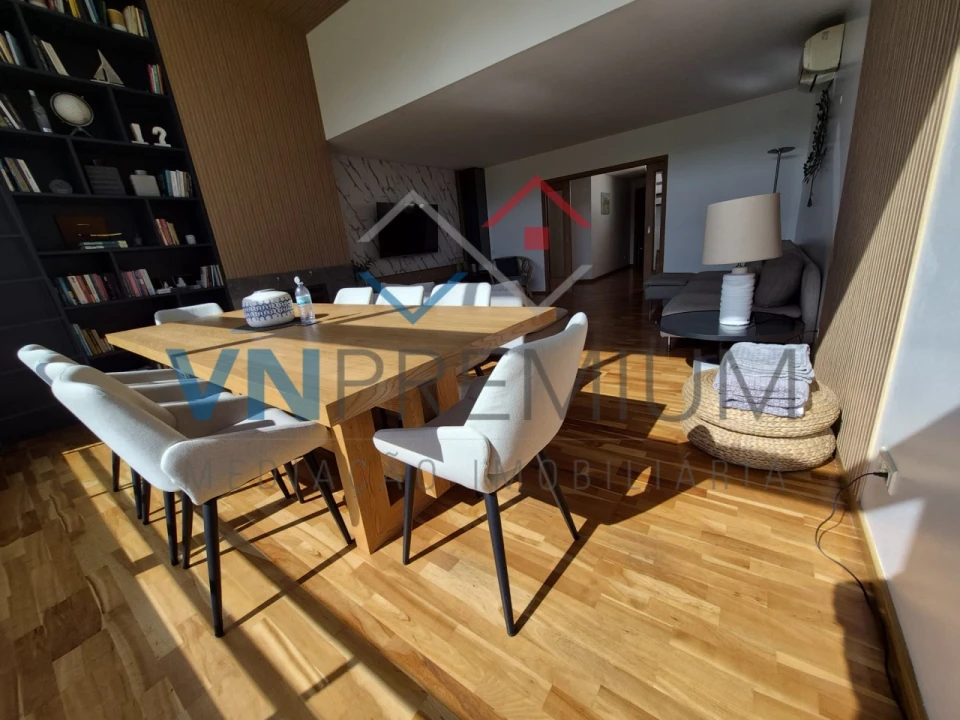 Apartamento T4 para Venda em Cascais e Estoril Foto 8