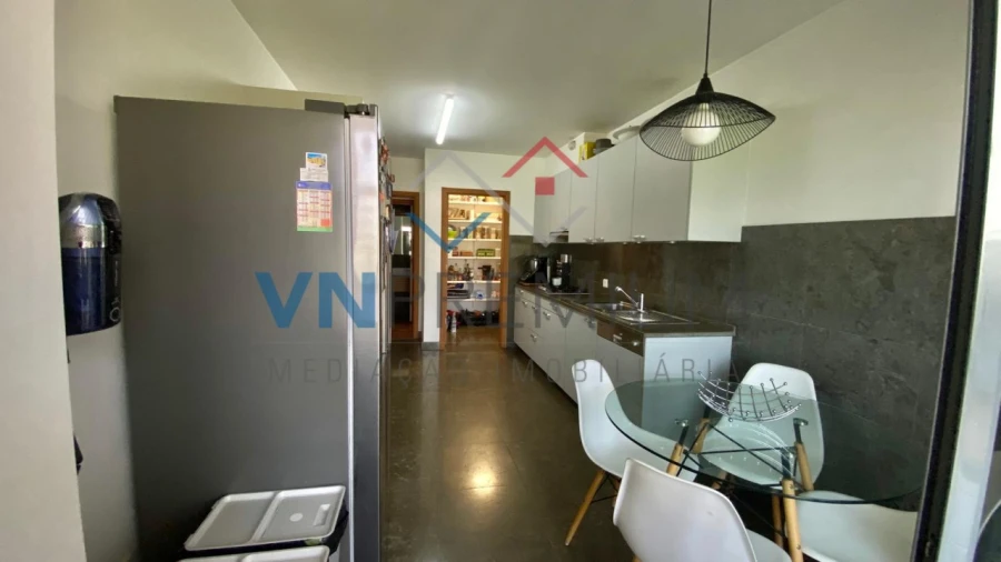Apartamento T4 para Venda em Cascais e Estoril Foto 10