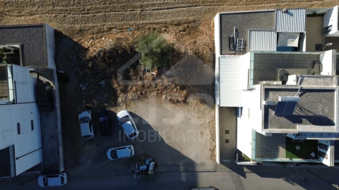 Terreno para Venda em Sarilhos Grandes