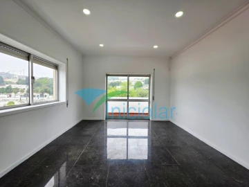 Apartamento T3 para Venda em Fânzeres e São Pedro da Cova