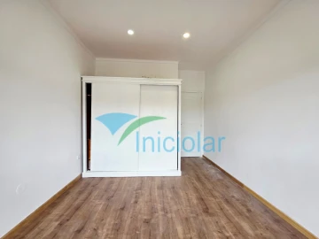 Apartamento T3 para Venda em Fânzeres e São Pedro da Cova