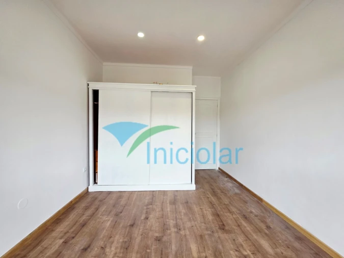 Apartamento T3 para Venda em Fânzeres e São Pedro da Cova Foto 11