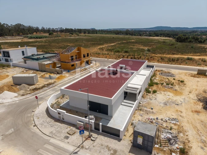 Moradia T4 para Venda em Quinta do Anjo Foto 7