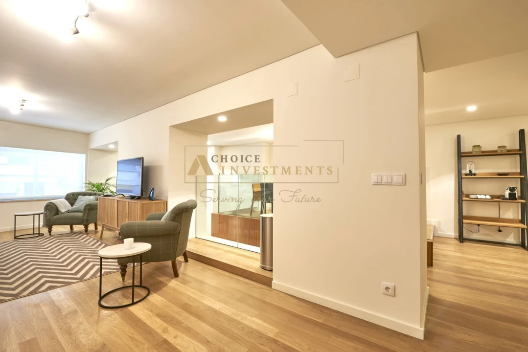 Apartamento T2 para Venda em Santo António Foto 13