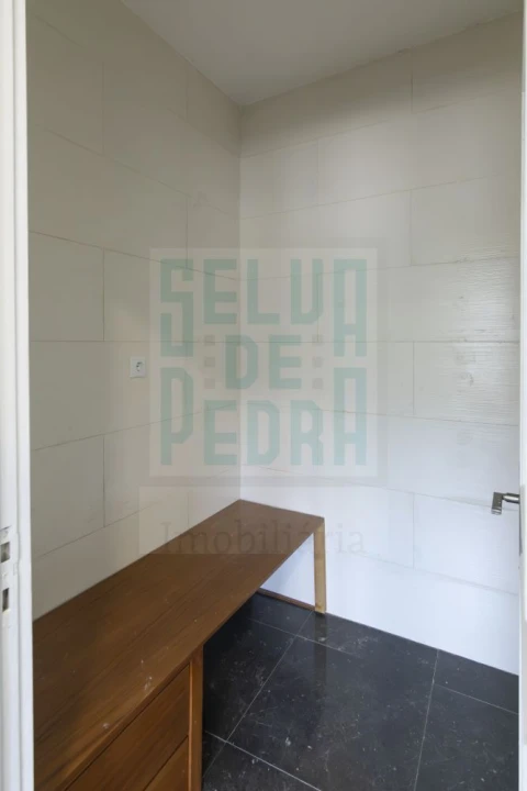Apartamento T3 para Venda em Fânzeres e São Pedro da Cova