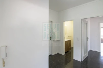 Apartamento T3 para Venda em Fânzeres e São Pedro da Cova
