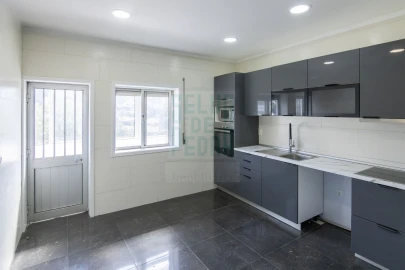Apartamento T3 para Venda em Fânzeres e São Pedro da Cova
