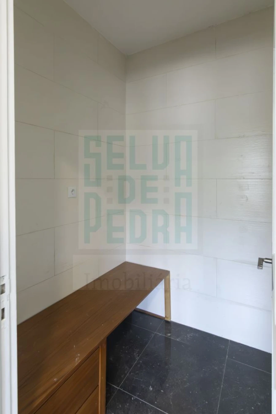 Apartamento T3 para Venda em Fânzeres e São Pedro da Cova Foto 6