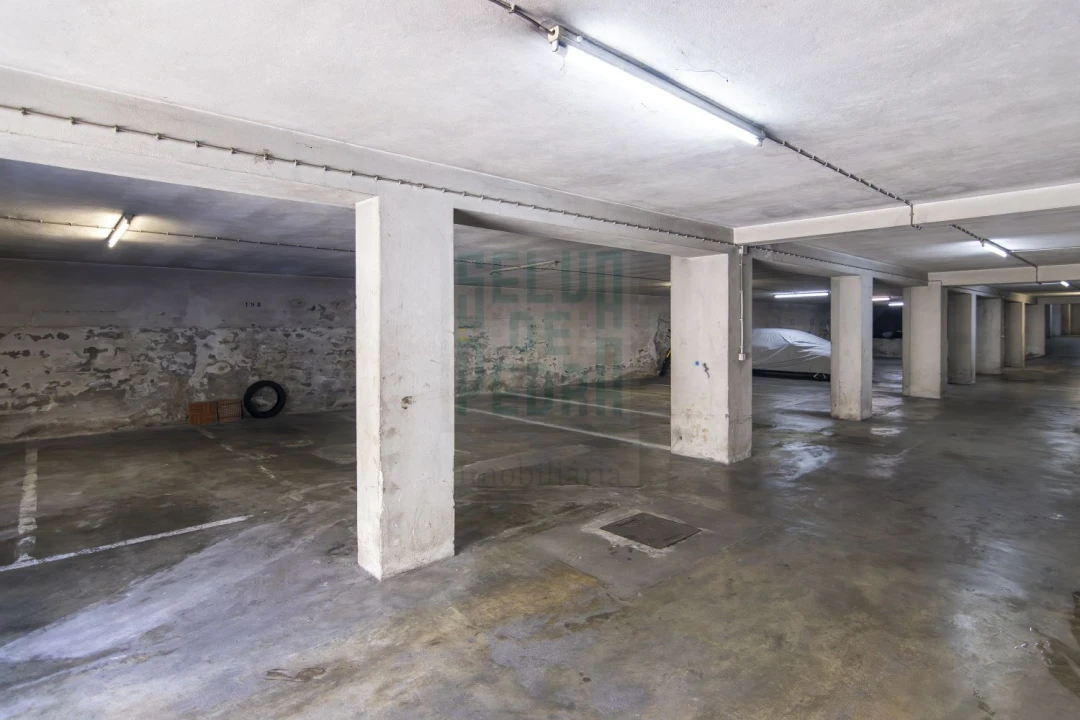 Apartamento T3 para Venda em Fânzeres e São Pedro da Cova Foto 21