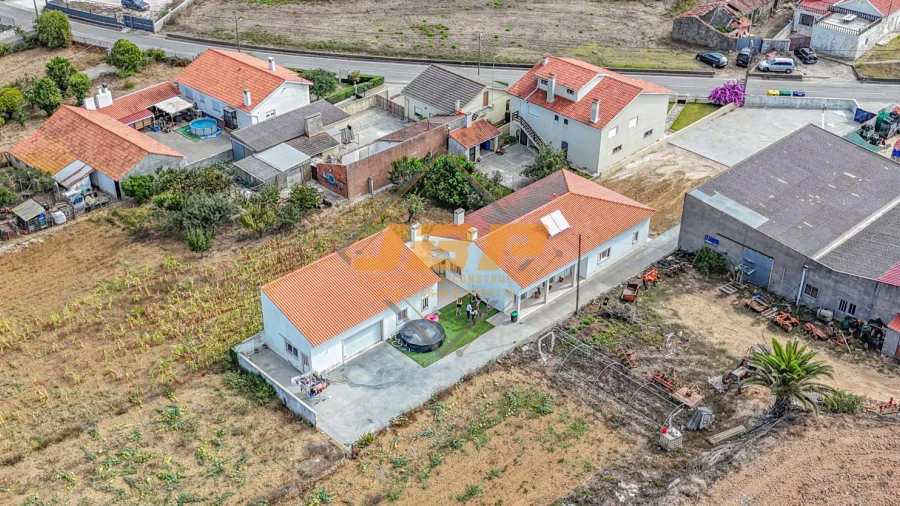 Moradia T3 para Venda em Barrio