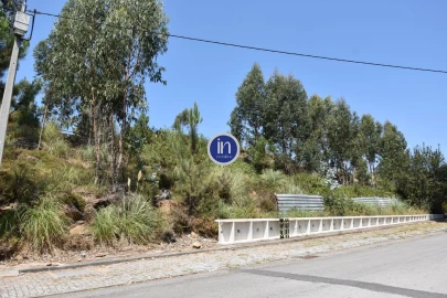 Terreno para Venda em Vilarinho das Cambas