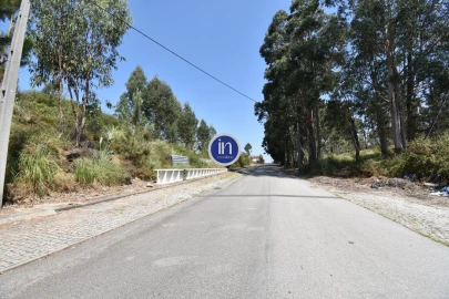 Terreno para Venda em Vilarinho das Cambas